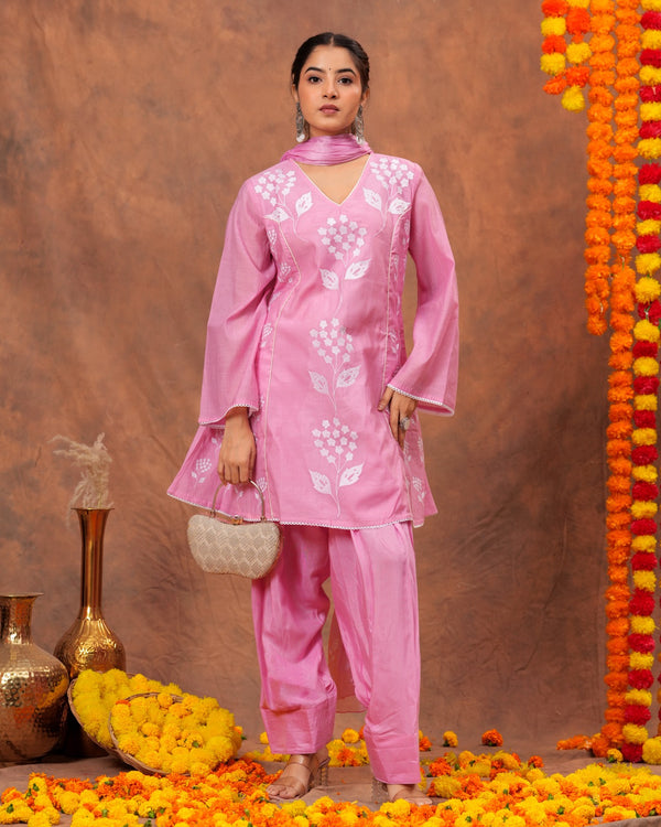 RAJPUTANA CAMISA Women Embroidered Pure Cotton Kurta Palazzo Dupatta Set - Pink