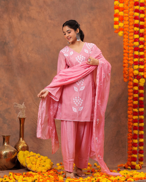 RAJPUTANA CAMISA Women Embroidered Pure Cotton Kurta Palazzo Dupatta Set - Peach