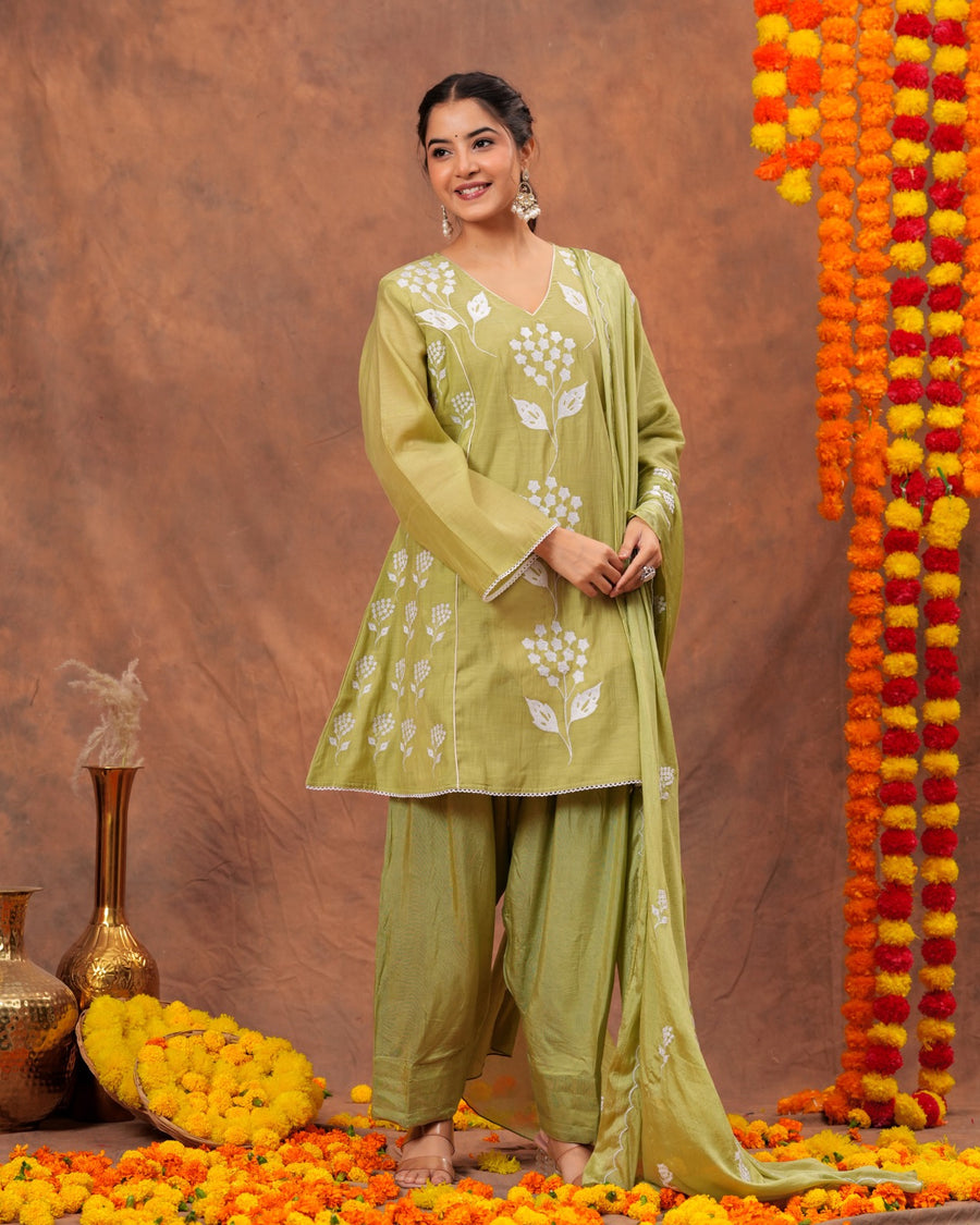 RAJPUTANA CAMISA Women Embroidered Pure Cotton Kurta Palazzo Dupatta Set - Green