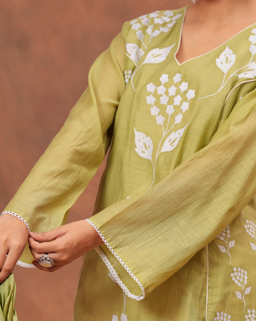 RAJPUTANA CAMISA Women Embroidered Pure Cotton Kurta Palazzo Dupatta Set - Green