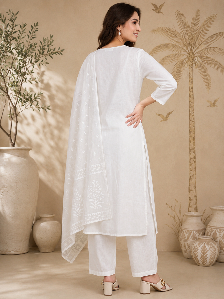 Rajputana Camisa White Cotton Embroidered Kurta Pant Dupatta Set