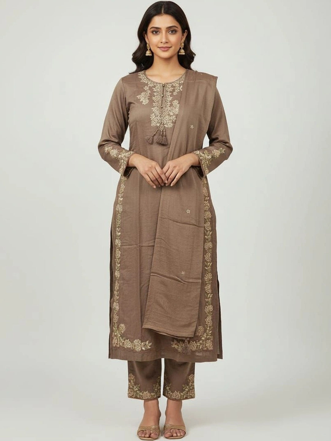 Rajputana Camisa Embroidered Thread Work Pure Cotton Kurta Set Brown