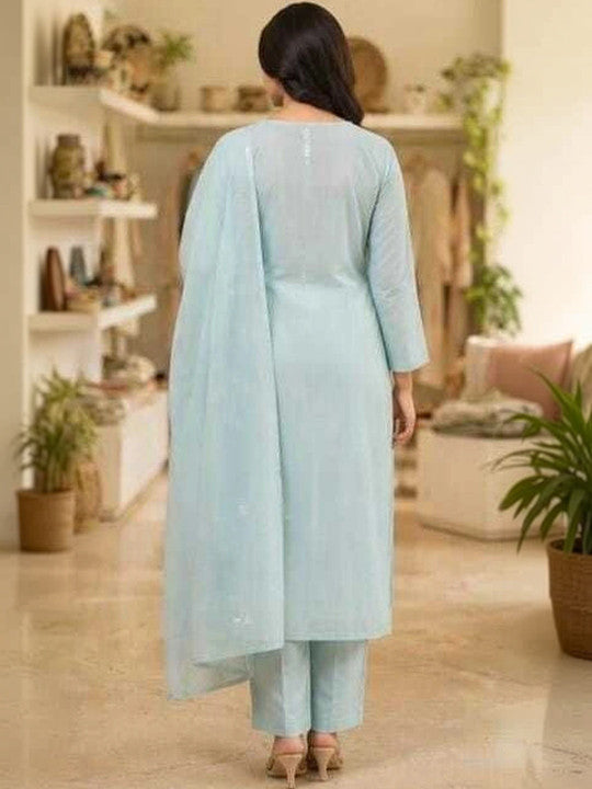 RAJPUTANA CAMISA Women Floral Embroidered Thread Work Chanderi Cotton Kurta with Trousers & Dupatta